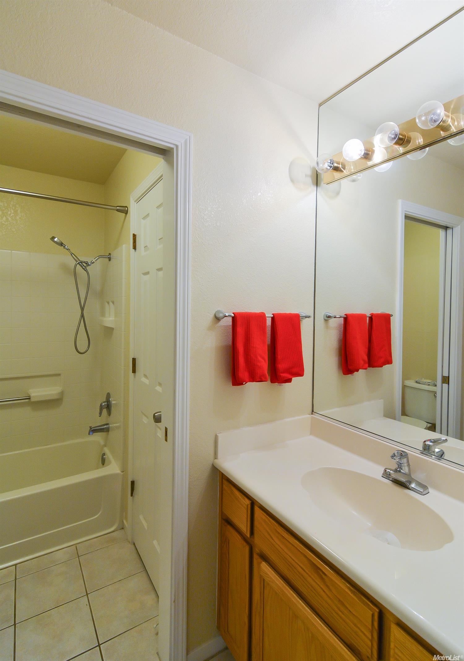 1810 Aberdeen Ct, Manteca, CA 95337 photo 16