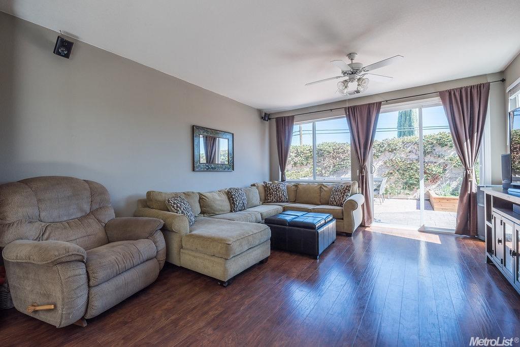 517 Dimensions St, Modesto, CA 95356 photo 15