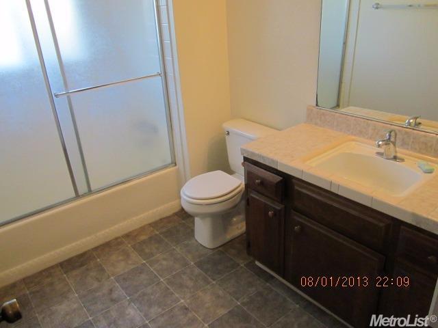 515 Semple St, Modesto, CA 95354 photo 5