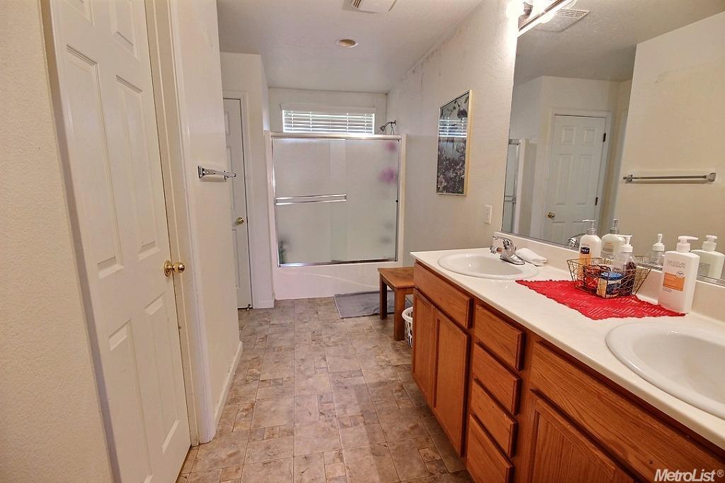 1434 Berrendas St, Patterson, CA 95363 photo 7
