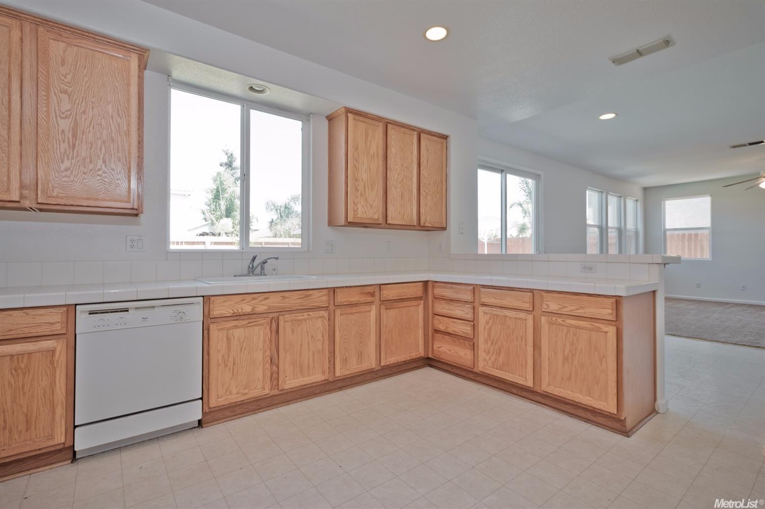 2233 Hearth Dr, Manteca, CA 95337 photo 8