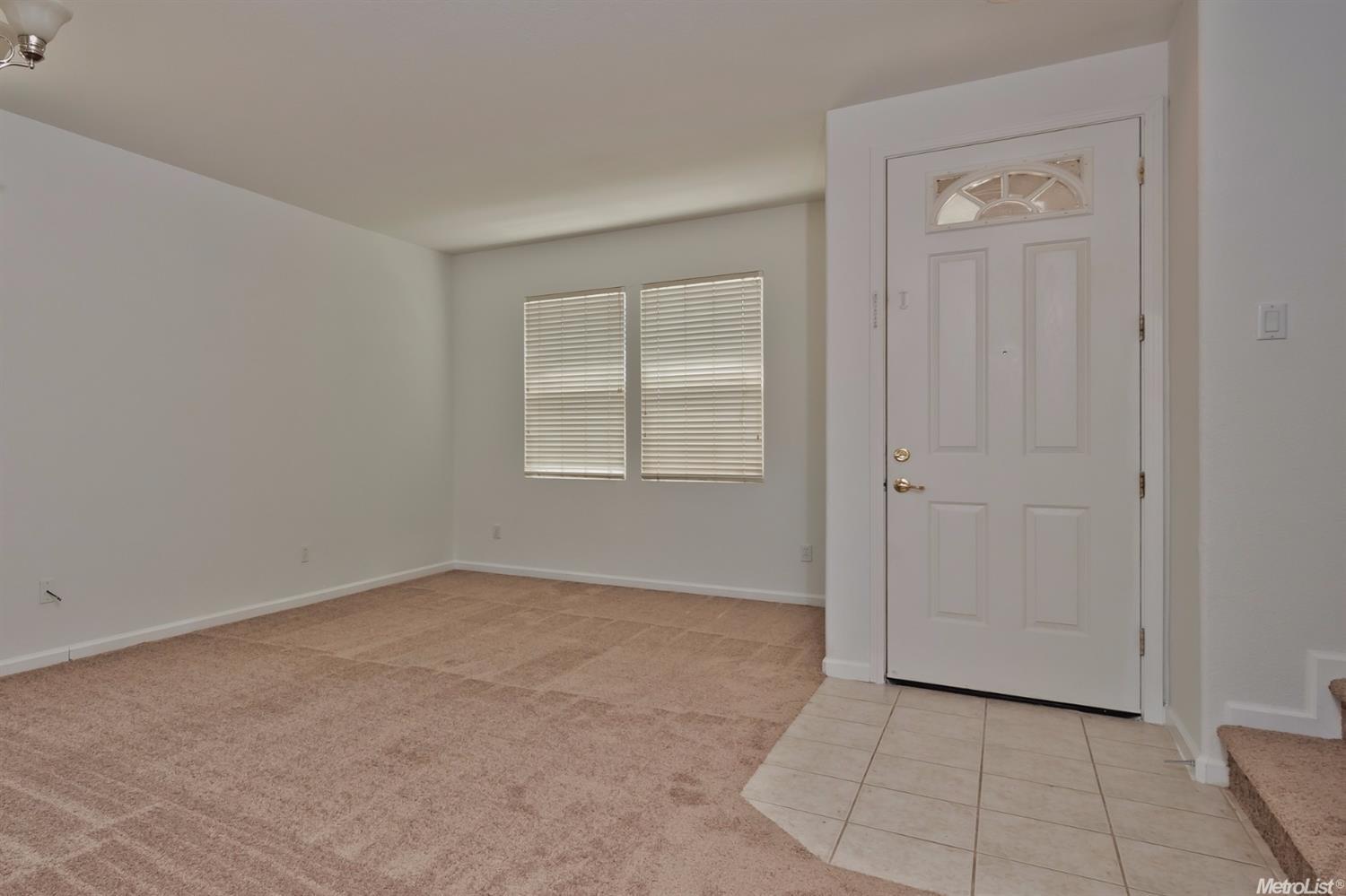 2233 Hearth Dr, Manteca, CA 95337 photo 2