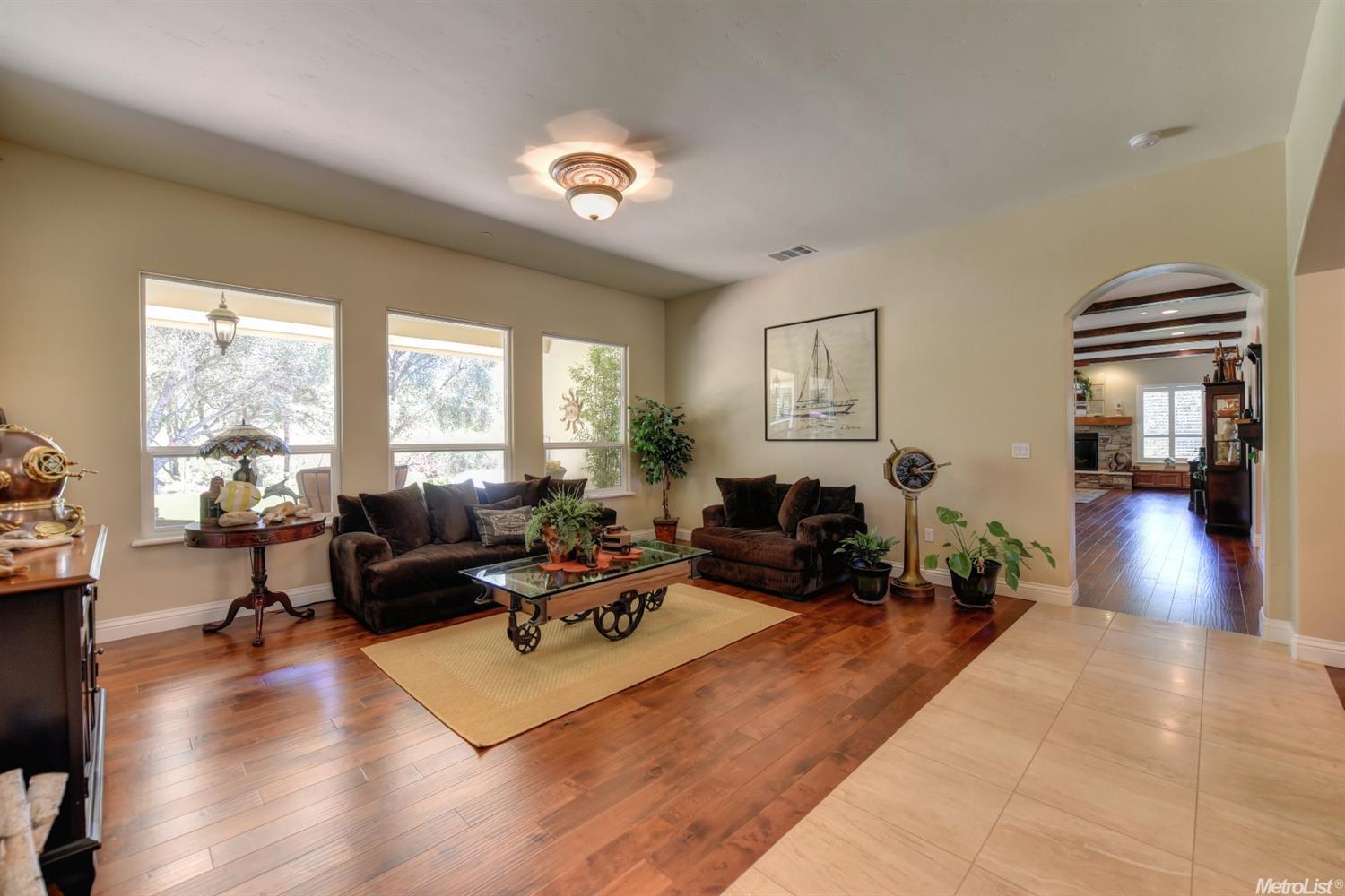 8330 Rustic Woods Way, Loomis, CA 95650 photo 3
