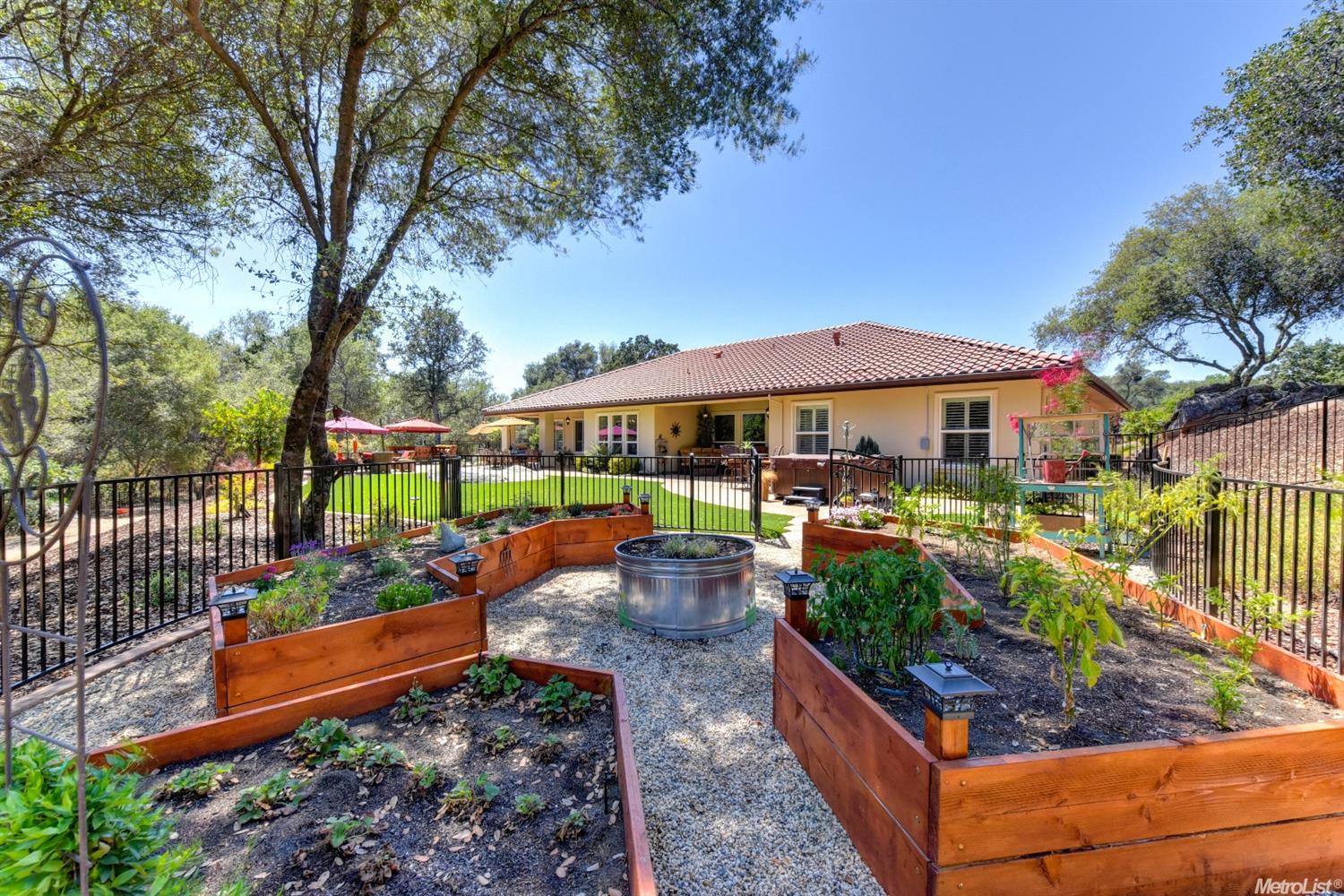 8330 Rustic Woods Way, Loomis, CA 95650 photo 22