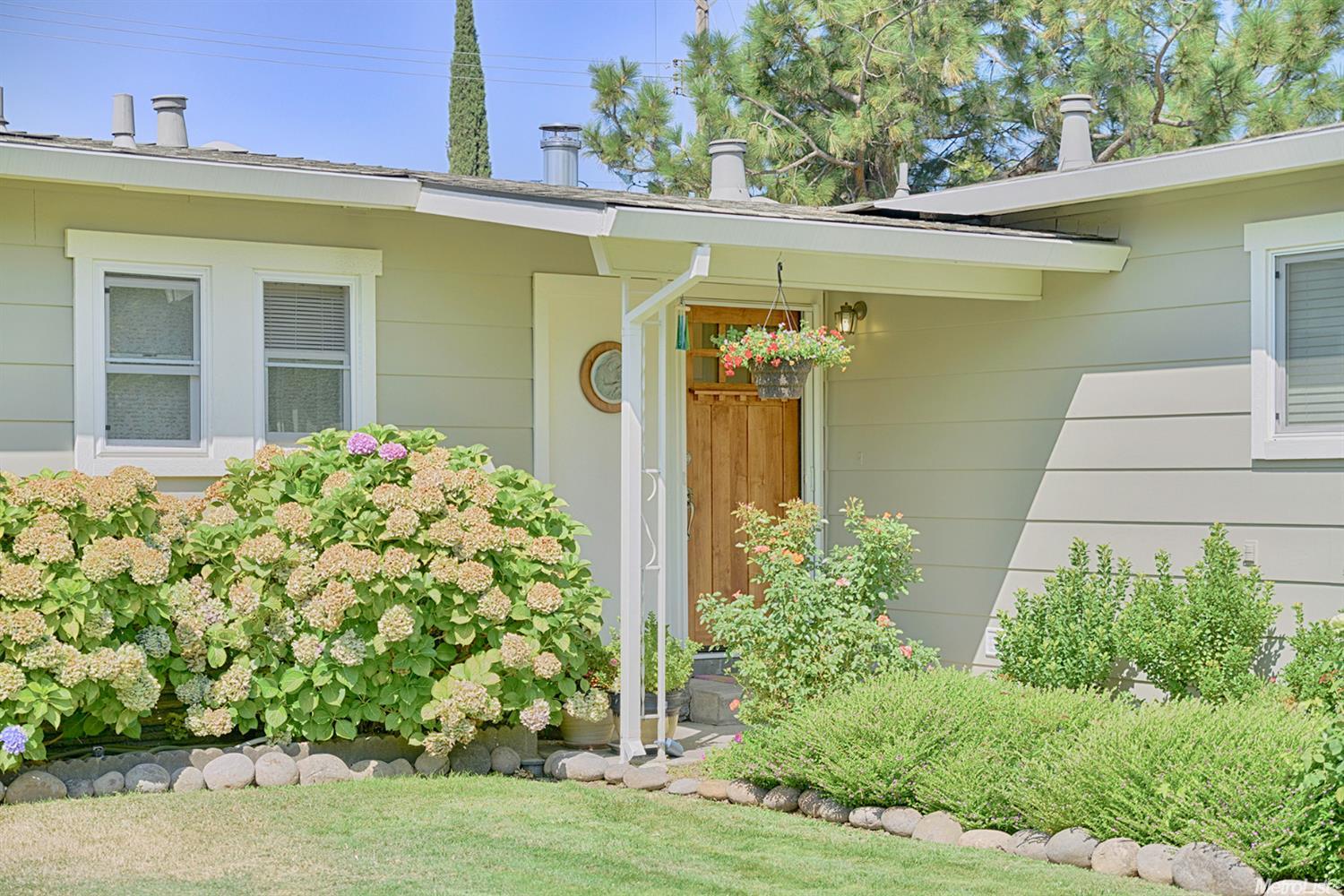 3386 Margaret Dr, Loomis, CA 95650 photo 2