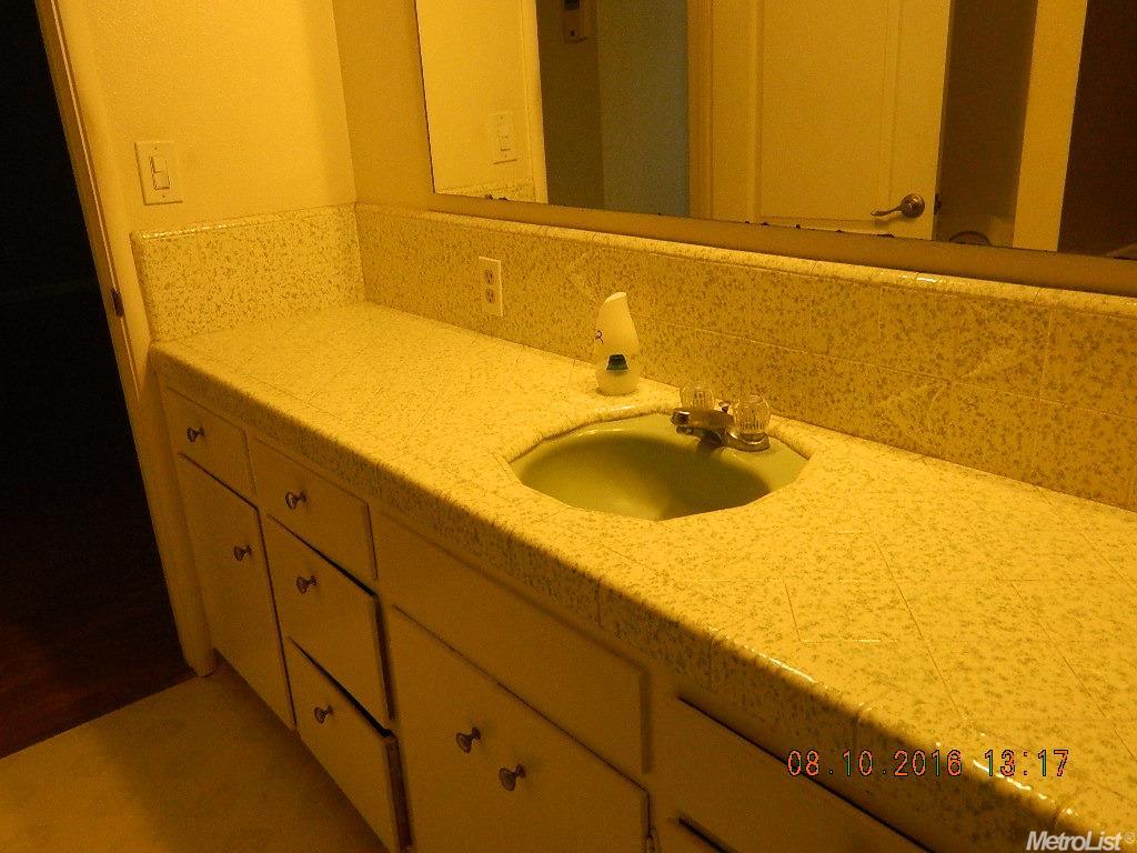 938 Van Ct, Ripon, CA 95366 photo 10