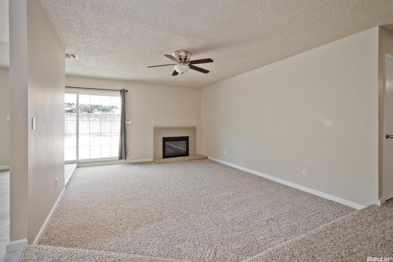 1441 Entrada Way, Modesto, CA 95355 photo 5