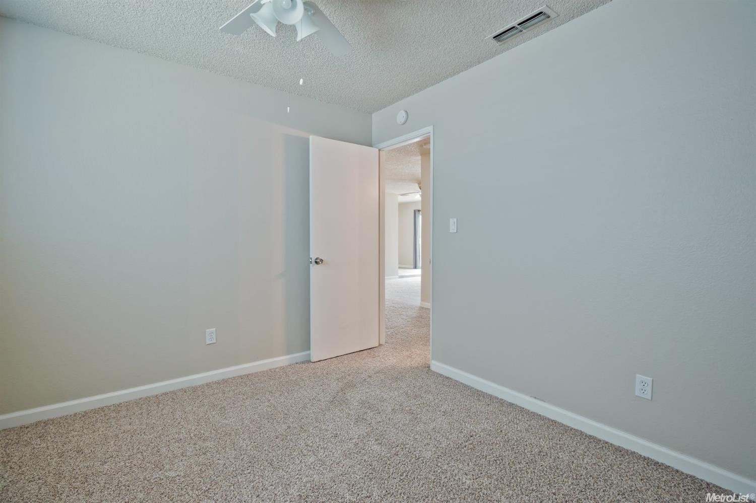 1441 Entrada Way, Modesto, CA 95355 photo 12