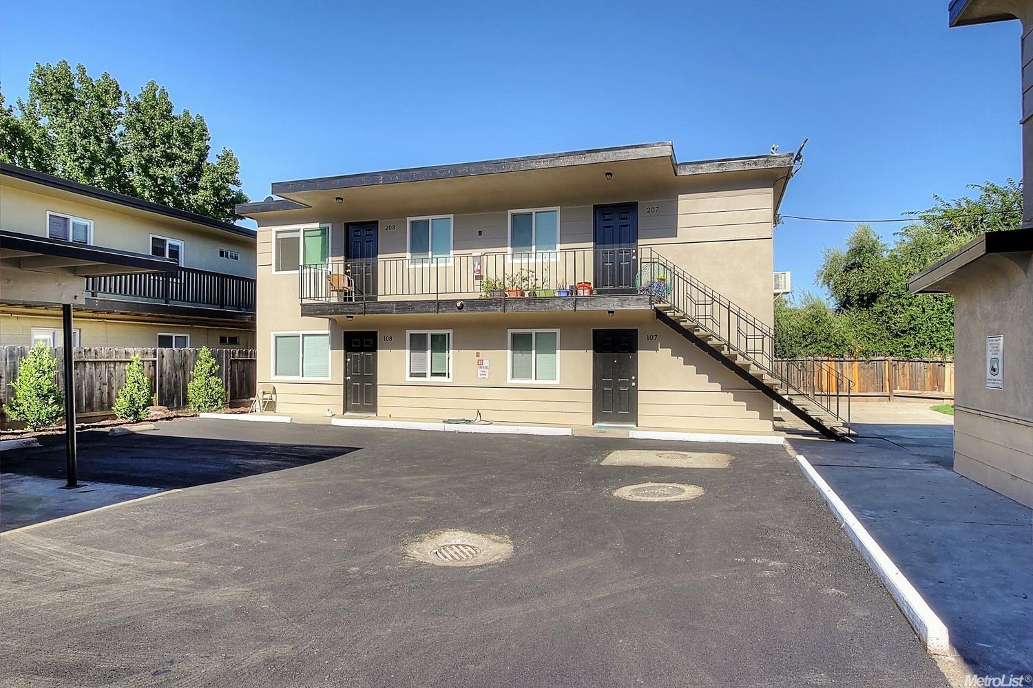 623 Tully Rd, Modesto, CA 95350 photo 5