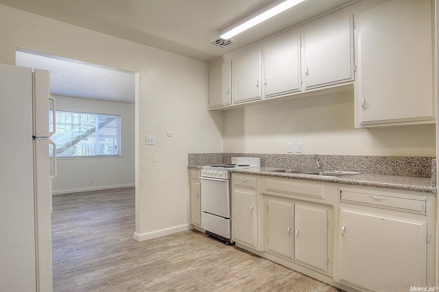 623 Tully Rd, Modesto, CA 95350 photo 16