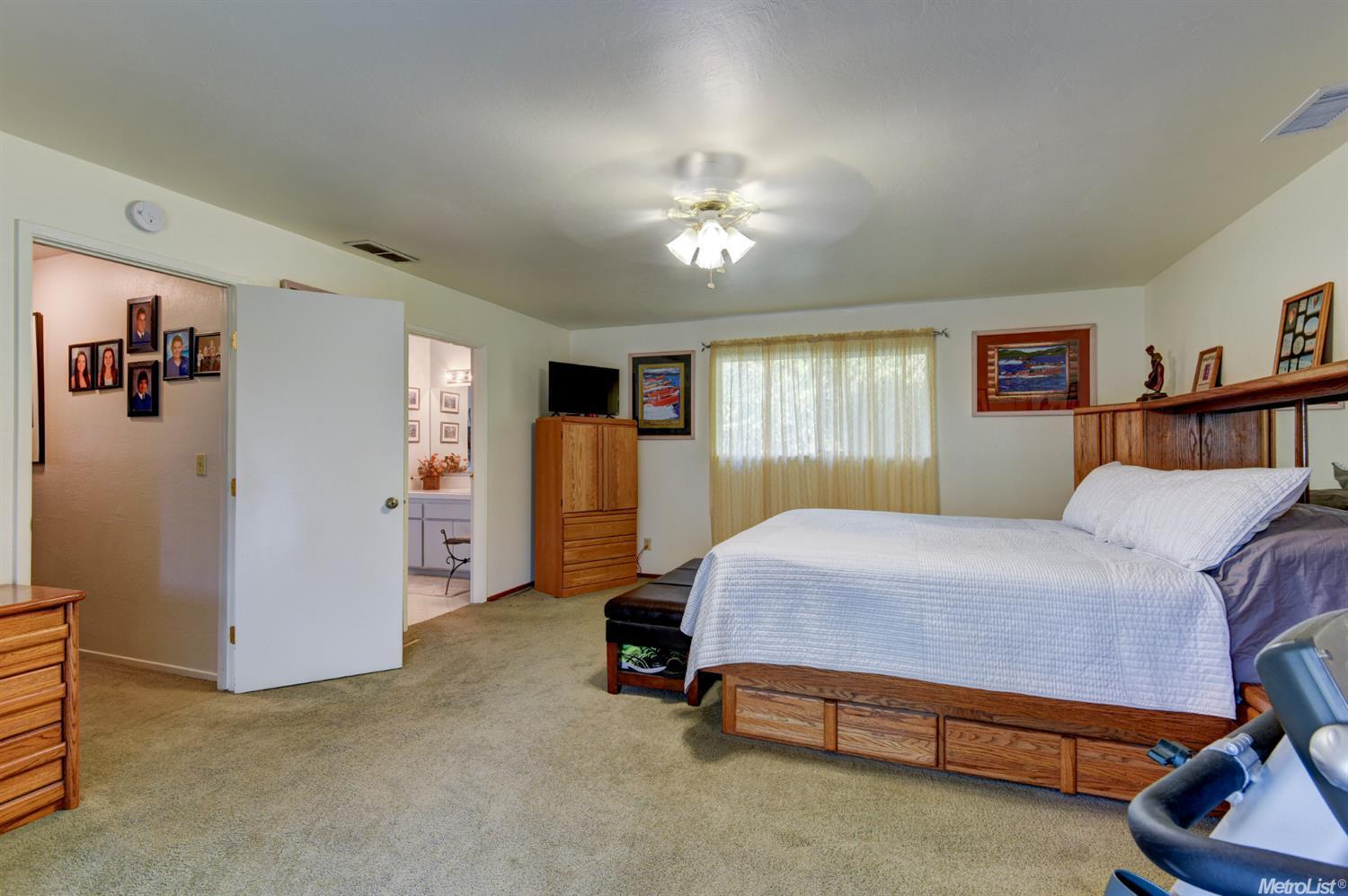 5925 Ellerslee Dr, Carmichael, CA 95608 photo 18