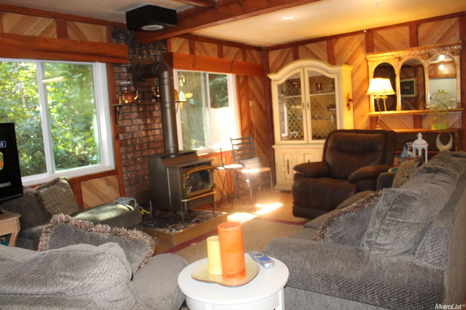 3121 Easy St, Pollock Pines, CA 95726 photo 4