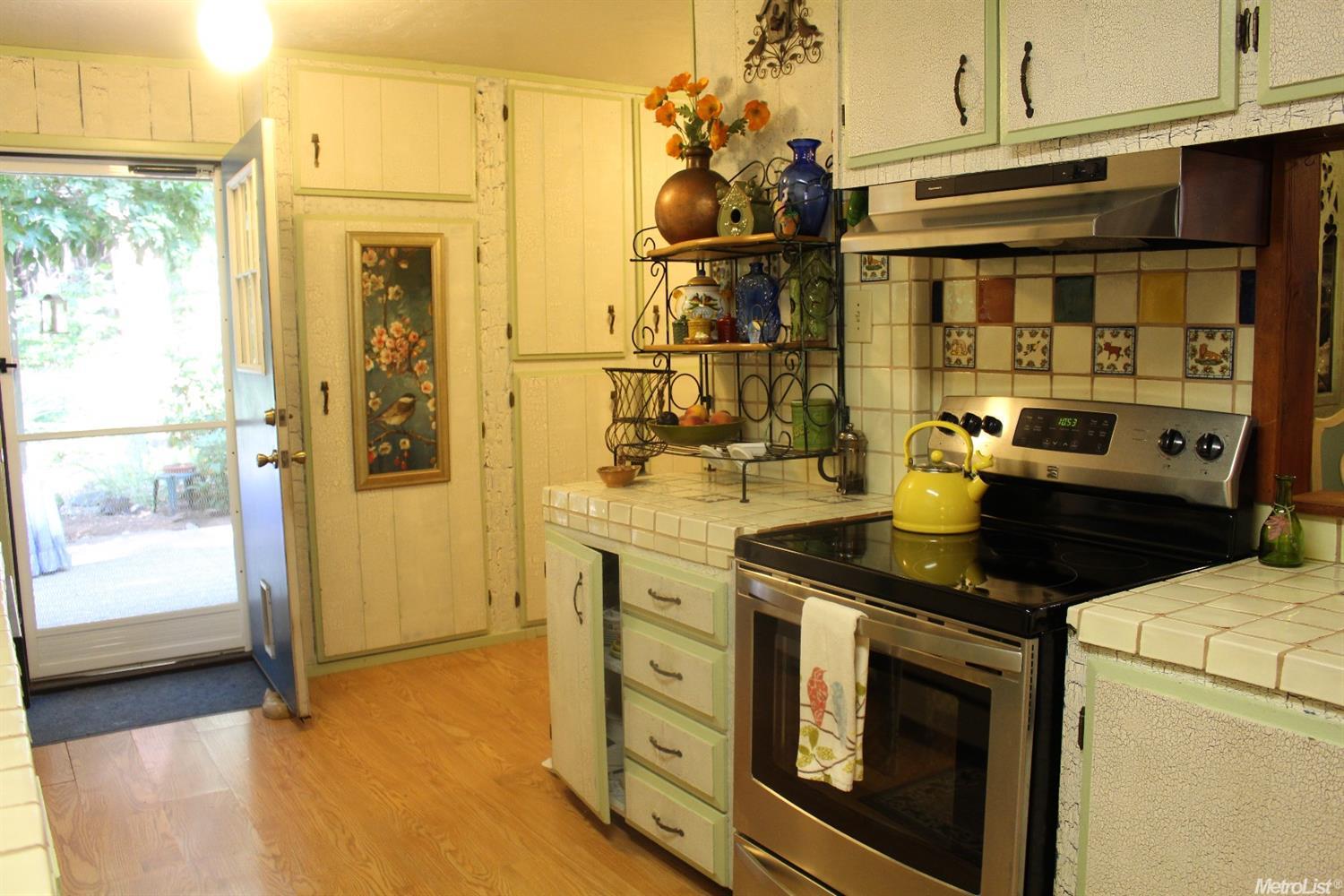 3121 Easy St, Pollock Pines, CA 95726 photo 2