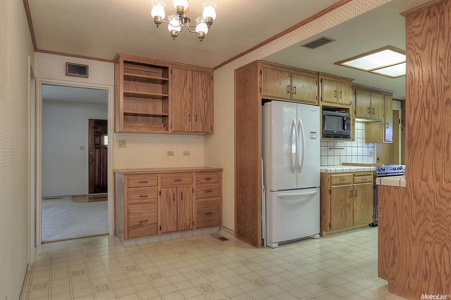 805 Vera Ave, Ripon, CA 95366 photo 4