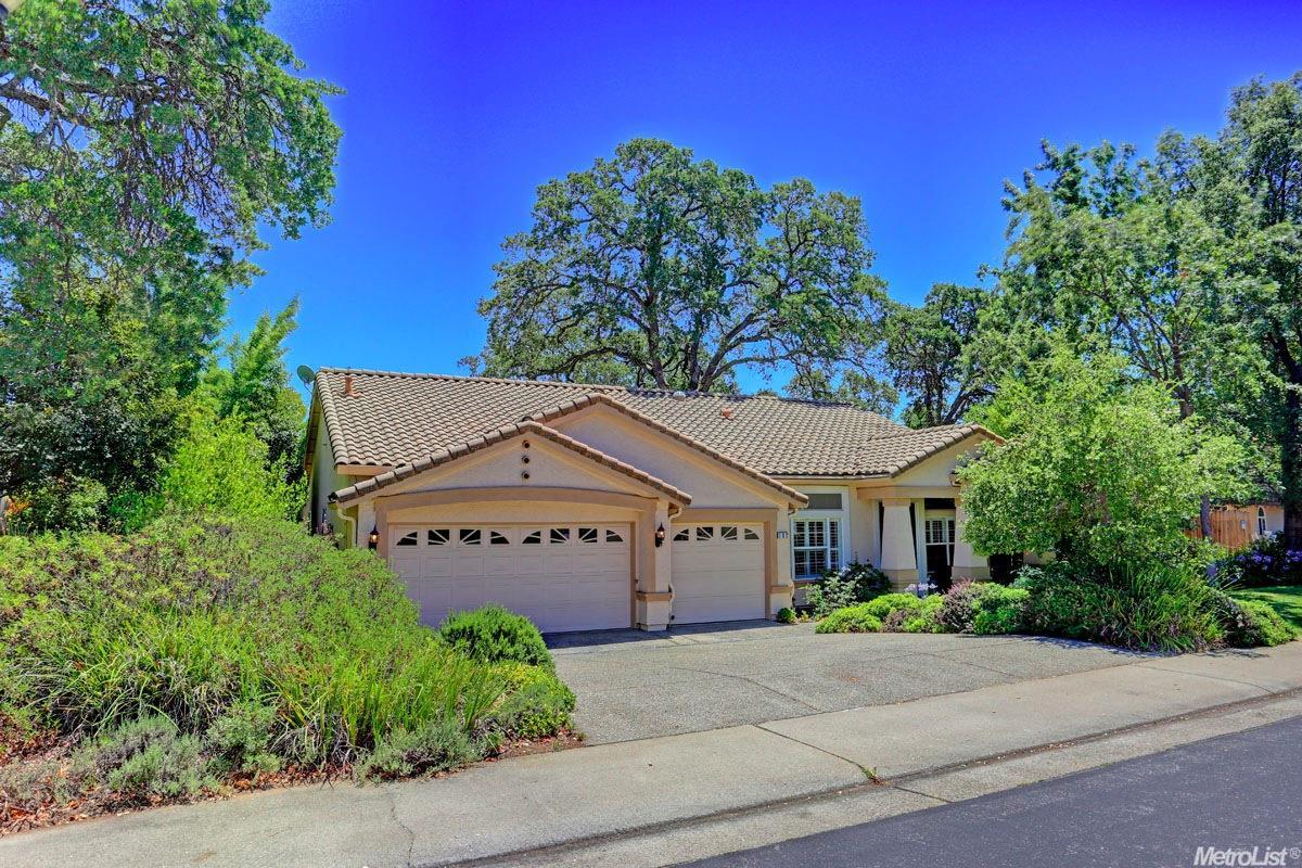 102 Blodgett Dr, Folsom, CA 95630 photo 2