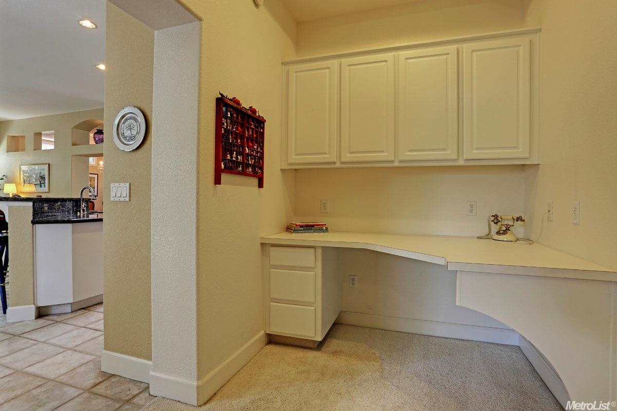 102 Blodgett Dr, Folsom, CA 95630 photo 21