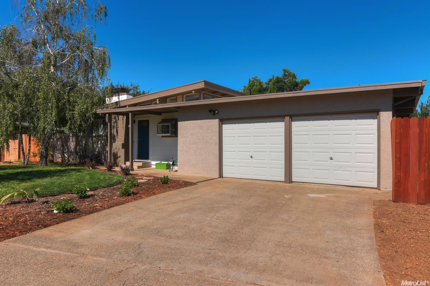 4840 Hazelwood Ave, Carmichael, CA 95608 photo 3
