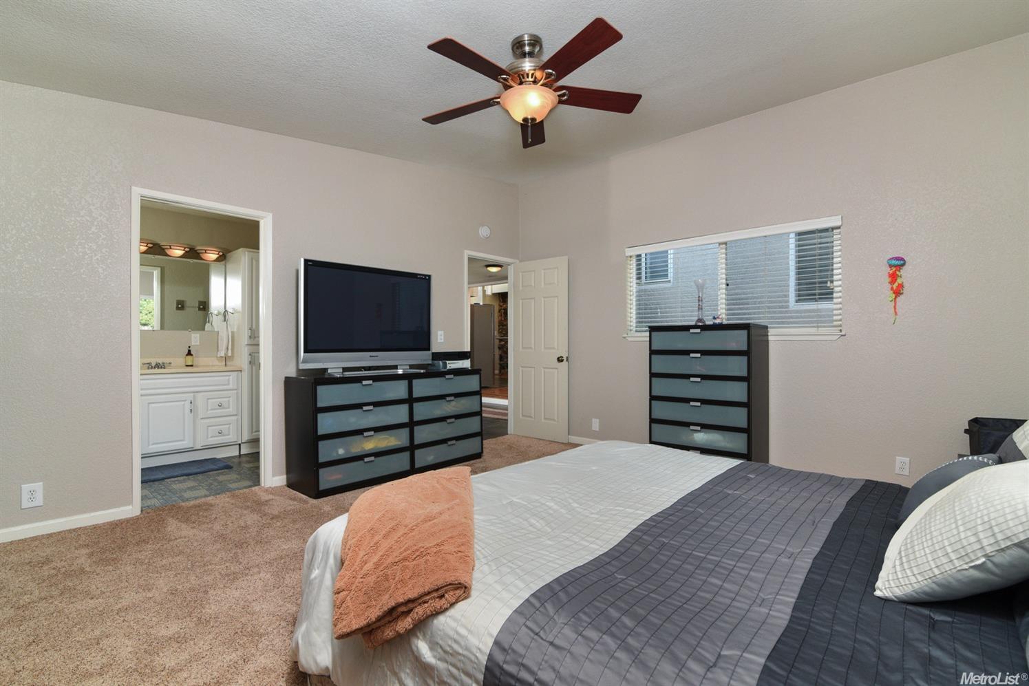 4840 Hazelwood Ave, Carmichael, CA 95608 photo 20