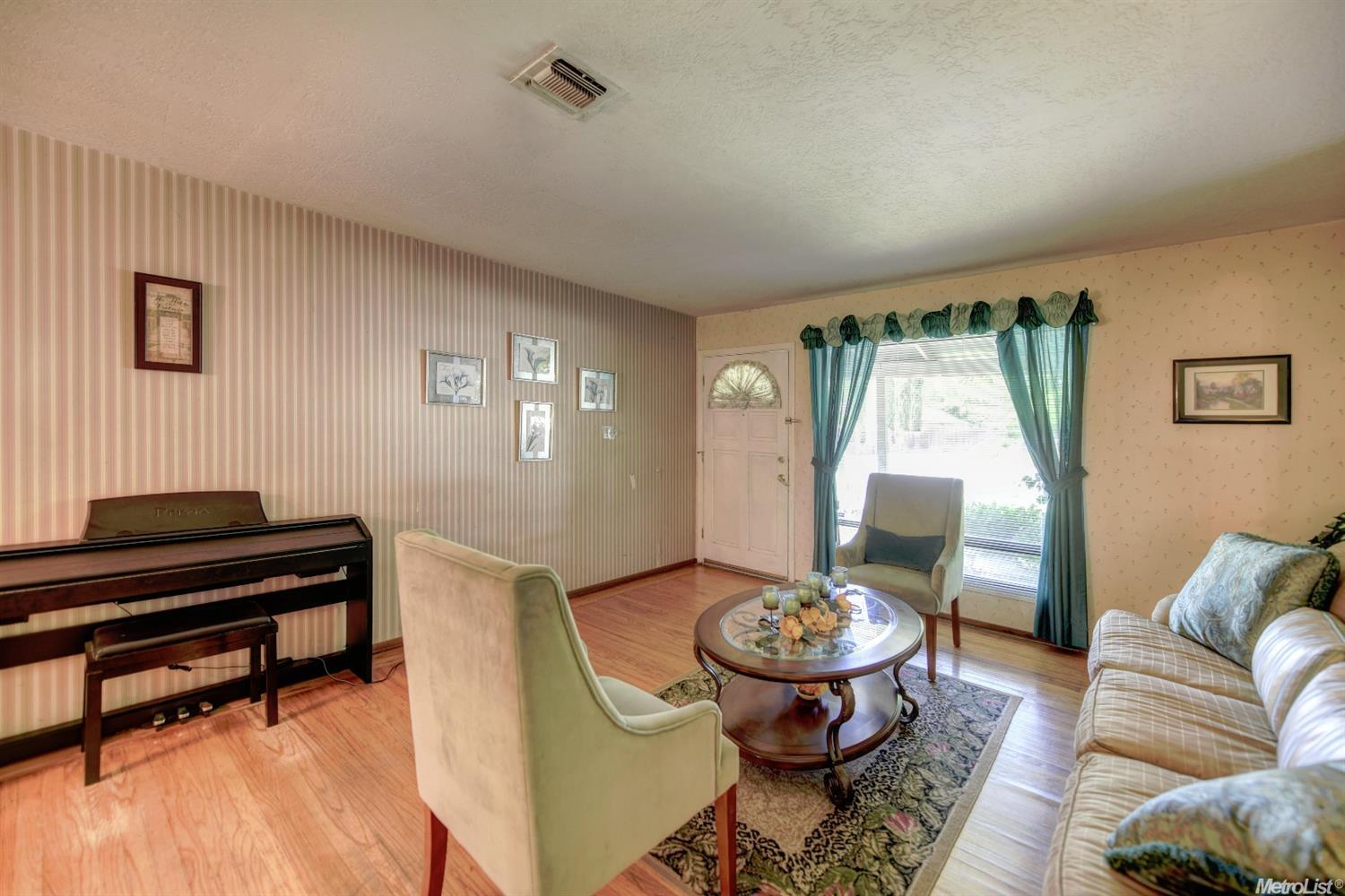 3334 Garfield Ave, Carmichael, CA 95608 photo 6