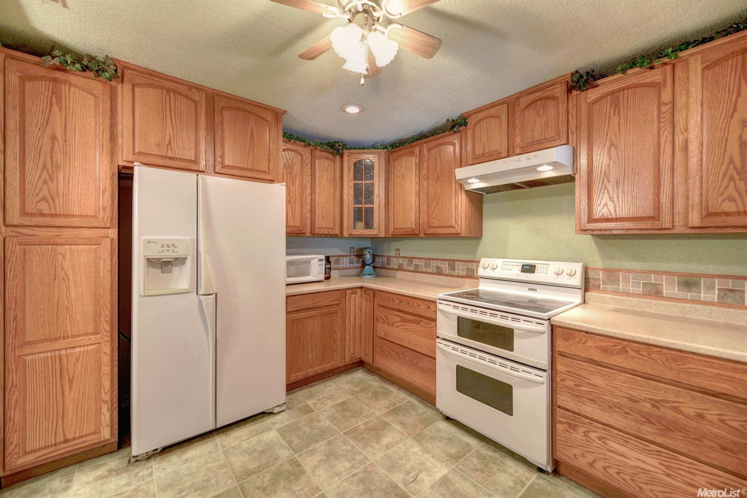 3334 Garfield Ave, Carmichael, CA 95608 photo 10
