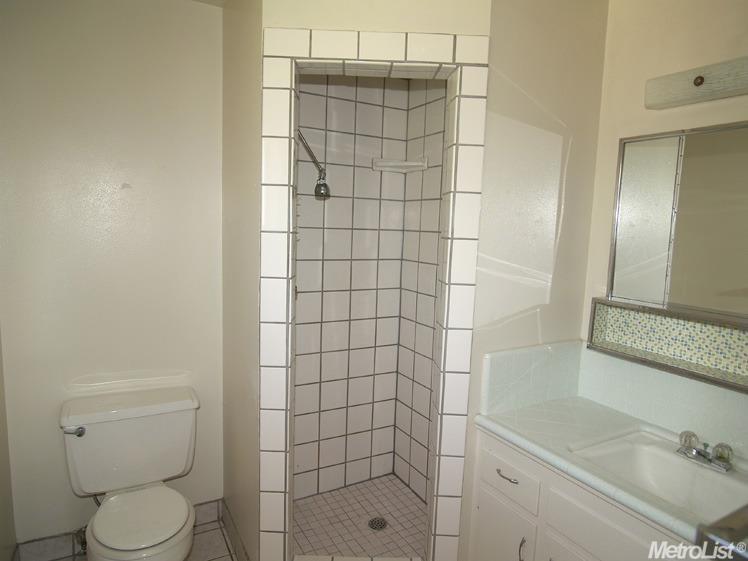 8265 Cypress St, Hilmar, CA 95324 photo 8