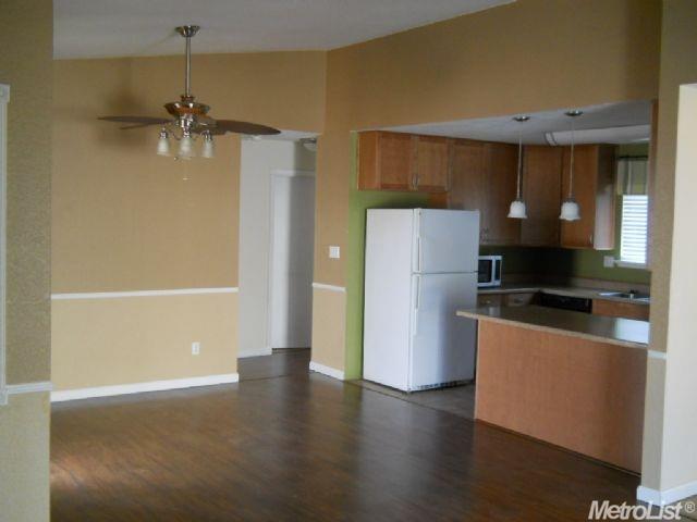 805 Grapeleaf Way, Modesto, CA 95356 photo 6