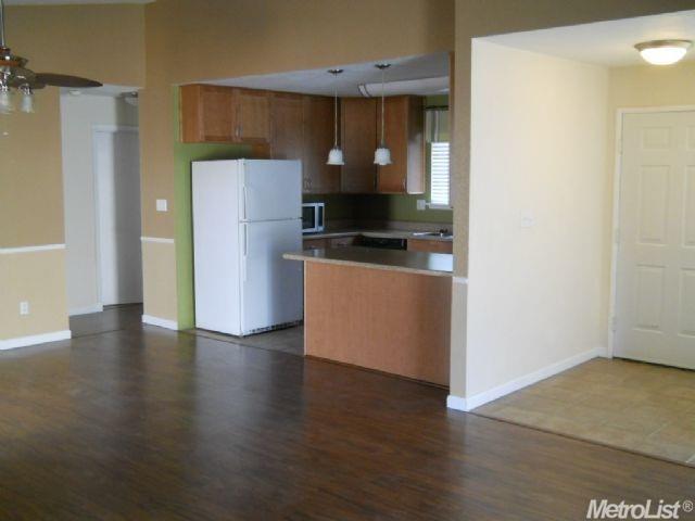805 Grapeleaf Way, Modesto, CA 95356 photo 5