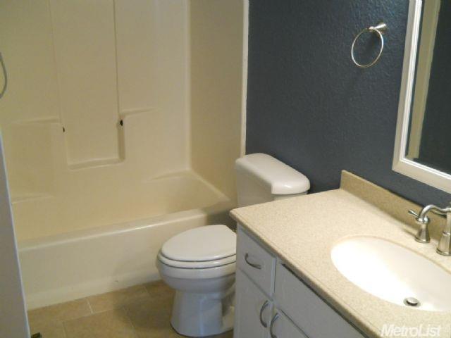 805 Grapeleaf Way, Modesto, CA 95356 photo 8