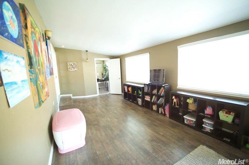 1305 Nina Ct, Modesto, CA 95355 photo 21