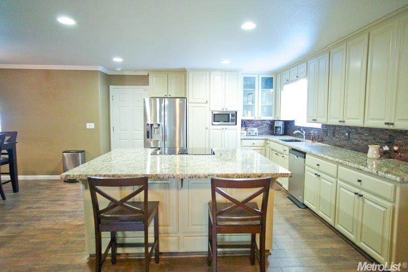 1305 Nina Ct, Modesto, CA 95355 photo 7