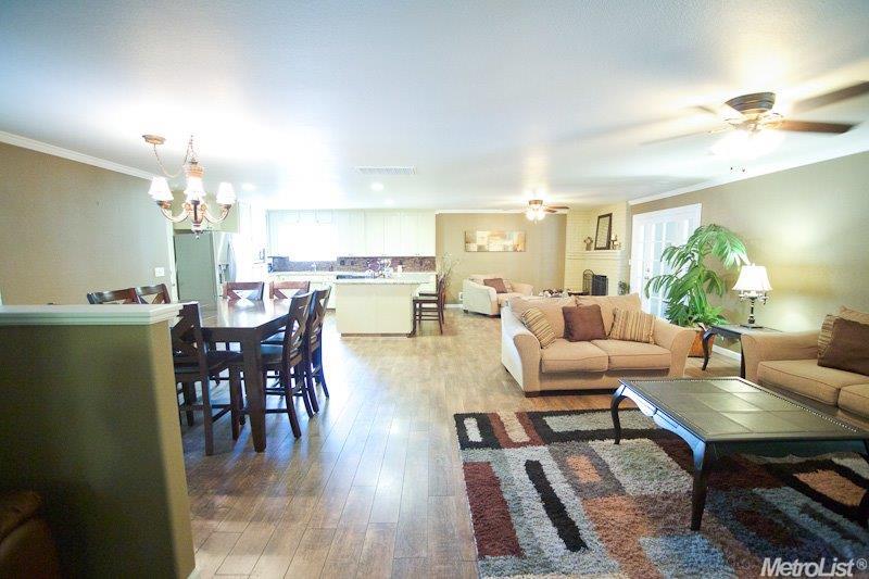 1305 Nina Ct, Modesto, CA 95355 photo 5