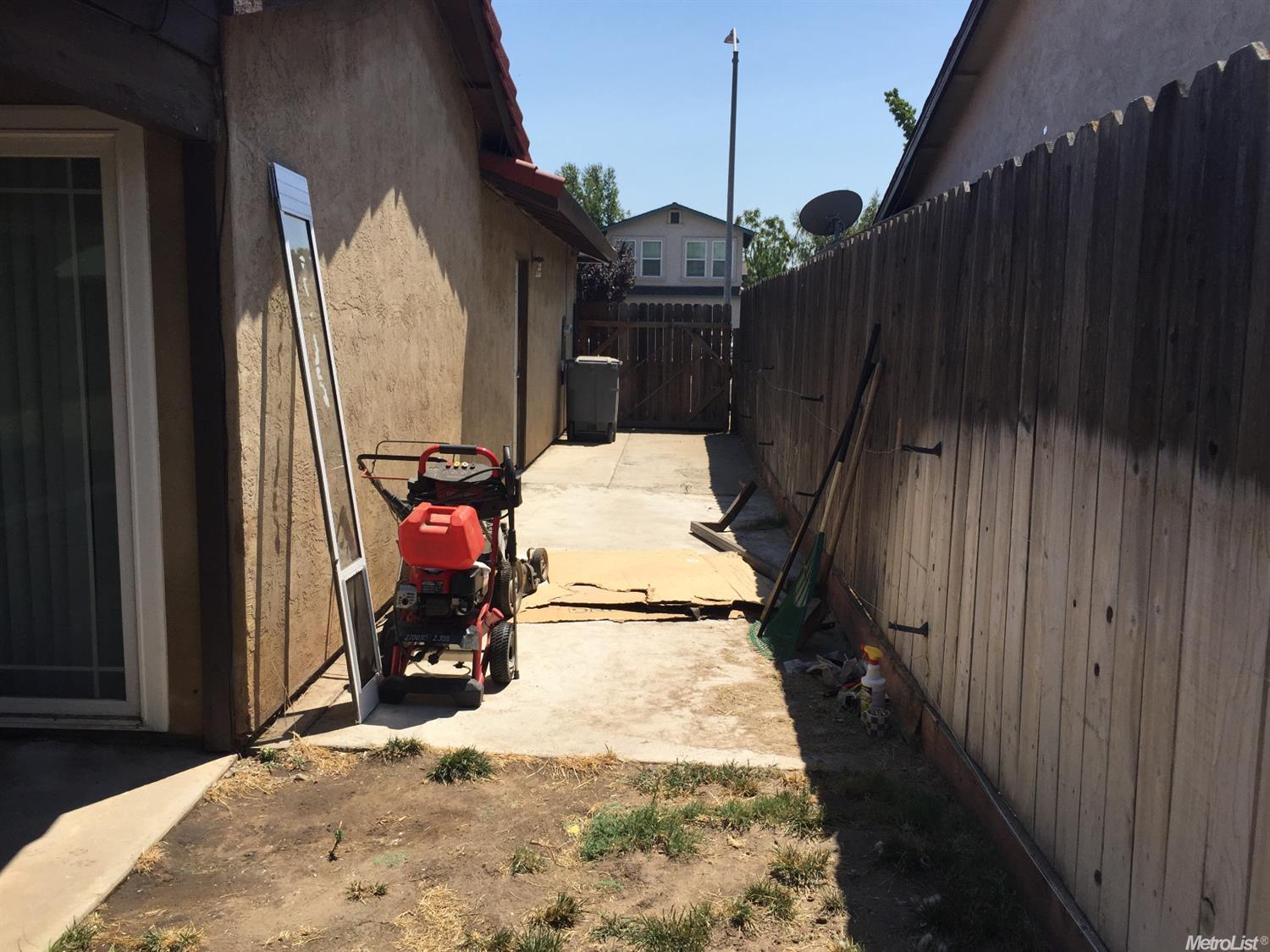 121 Mulberry Cir, Lodi, CA 95240 photo 25