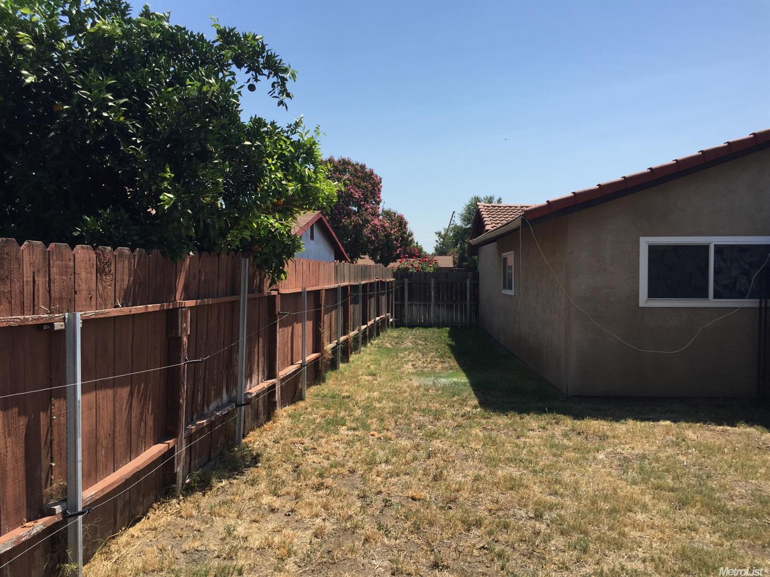 121 Mulberry Cir, Lodi, CA 95240 photo 24