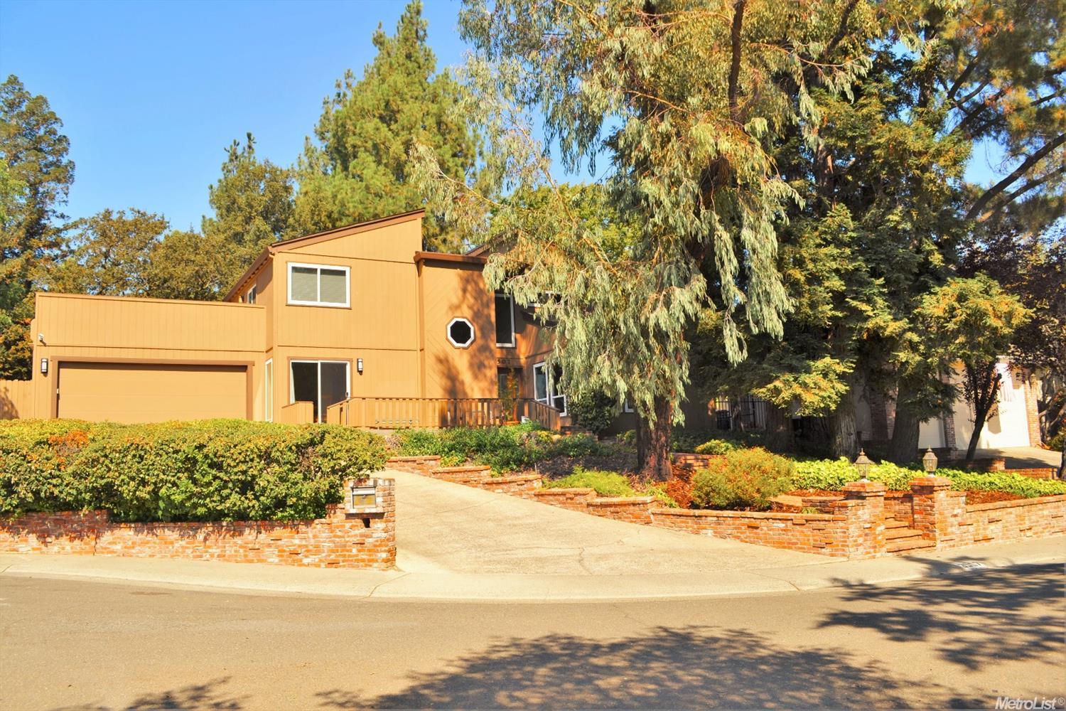 3507 Bluff Ct, Carmichael, CA 95608 photo 1