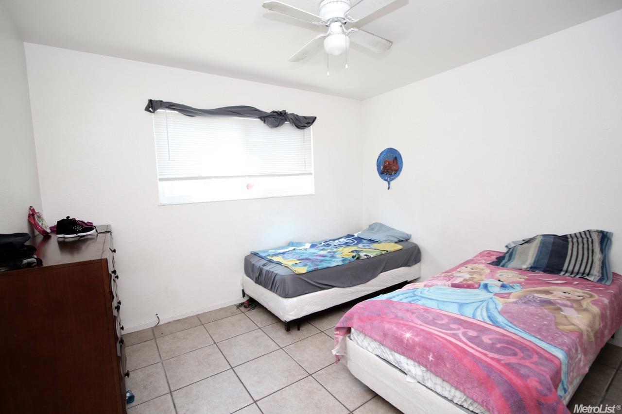 2716 Carver Rd, Modesto, CA 95351 photo 7