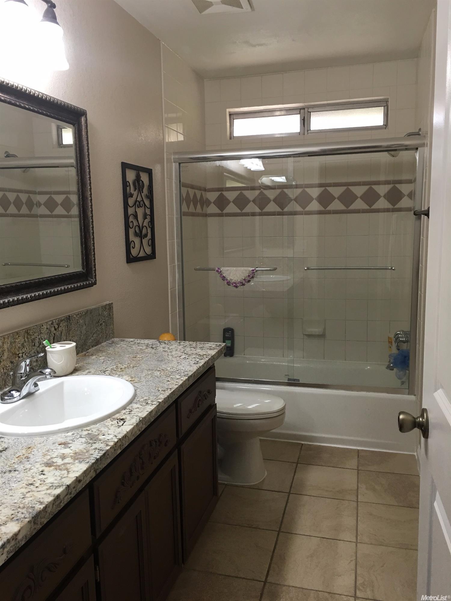 1908 Innsbrook Dr, Modesto, CA 95350 photo 13