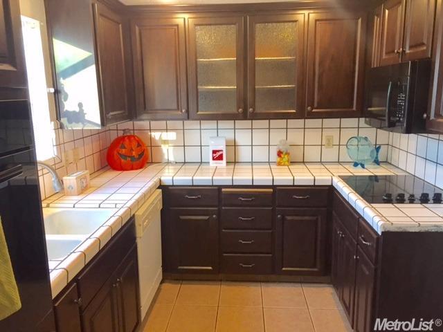 1257 Windsor Pl, Manteca, CA 95336 photo 8