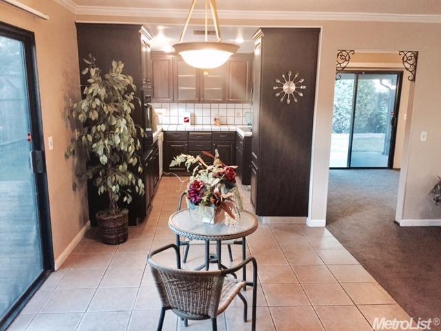 1257 Windsor Pl, Manteca, CA 95336 photo 7