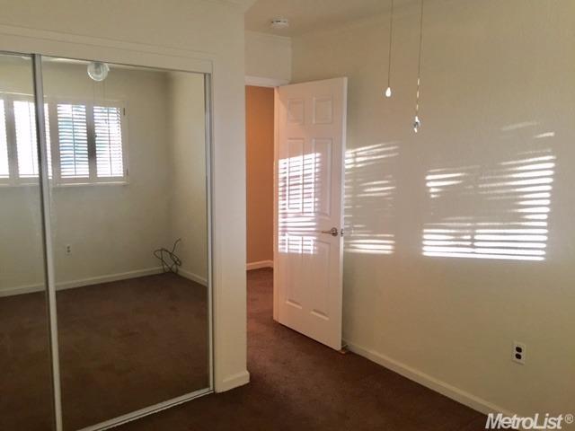 1257 Windsor Pl, Manteca, CA 95336 photo 16