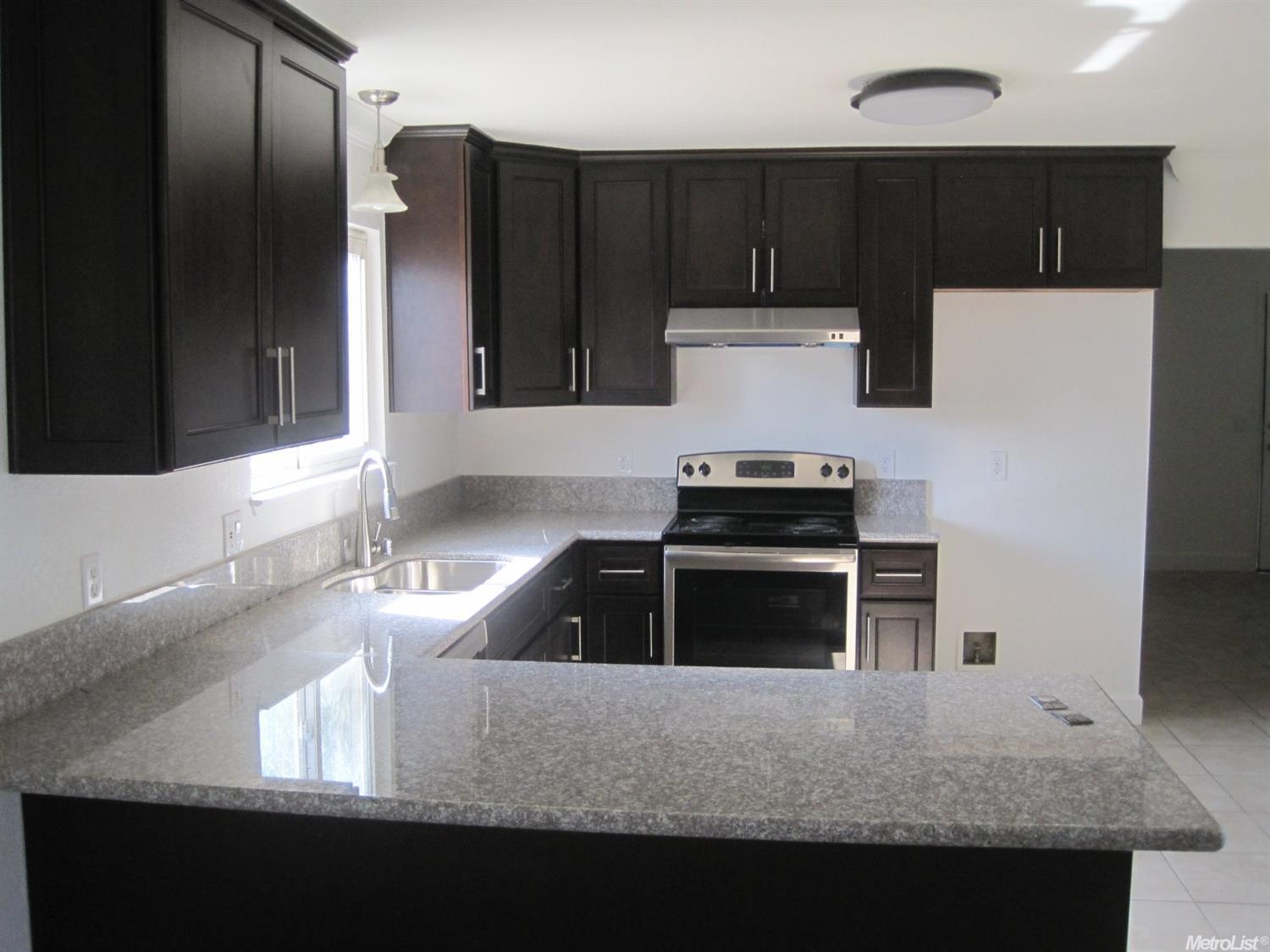 1577 Barbara Way, Manteca, CA 95336 photo 7