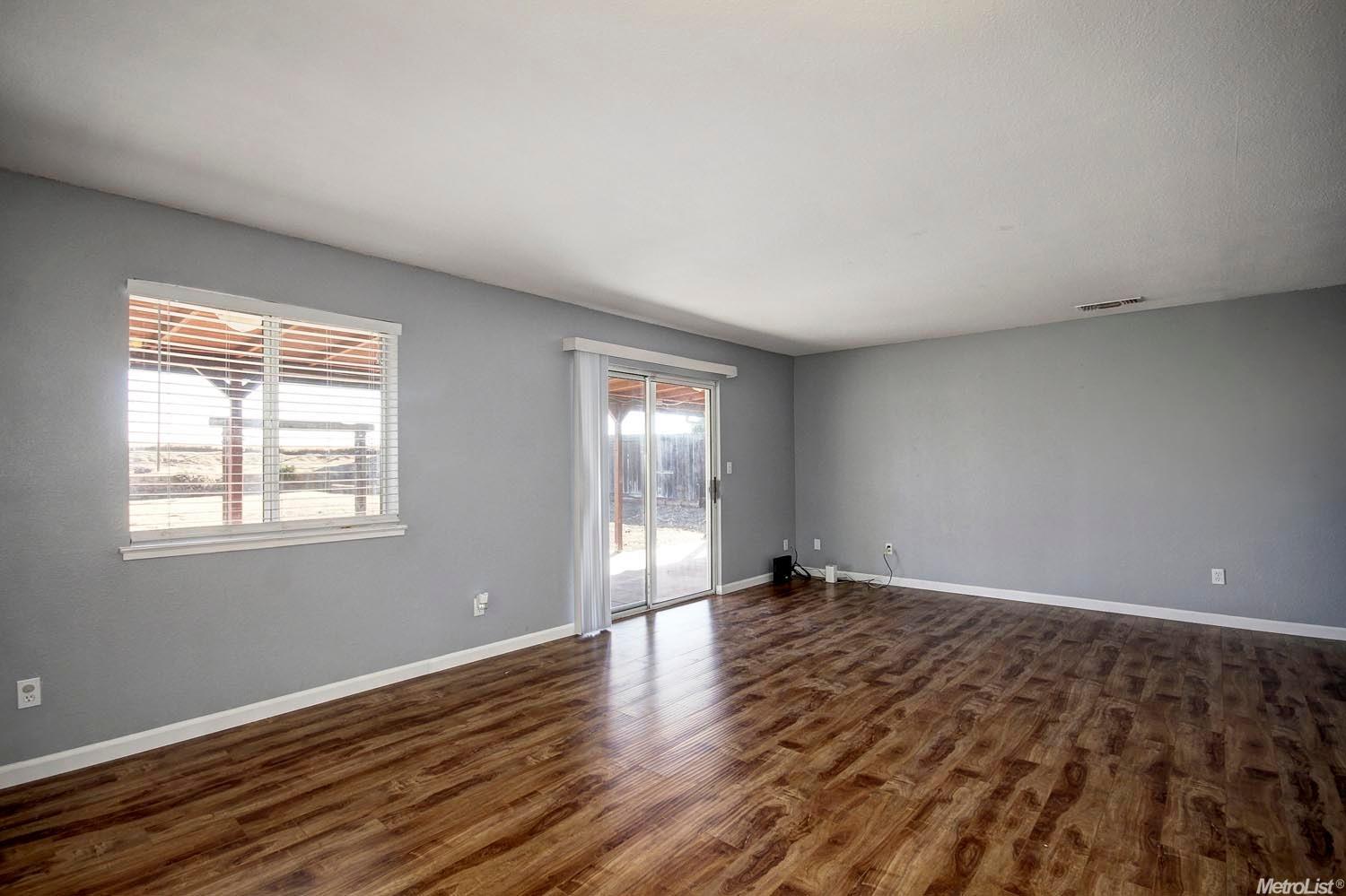 309 Rafael Dr, Elverta, CA 95626 photo 4
