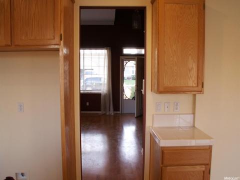 2233 Gary Ln, Tracy, CA 95377 photo 5
