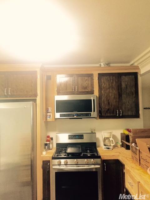 601 Leon, Modesto, CA 95351 photo 2