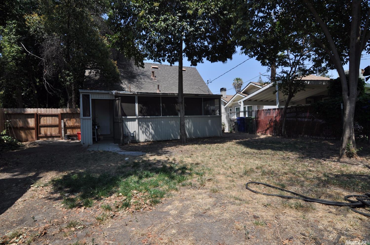 942 E Main St, Turlock, CA 95380 photo 13