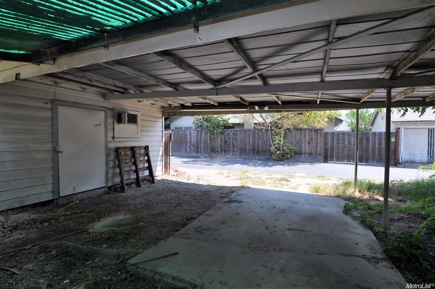 942 E Main St, Turlock, CA 95380 photo 16