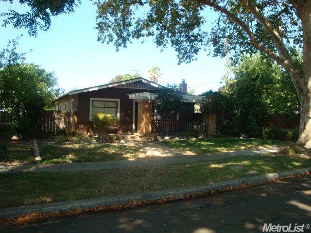 521 Foy St, Modesto, CA 95354 photo 2