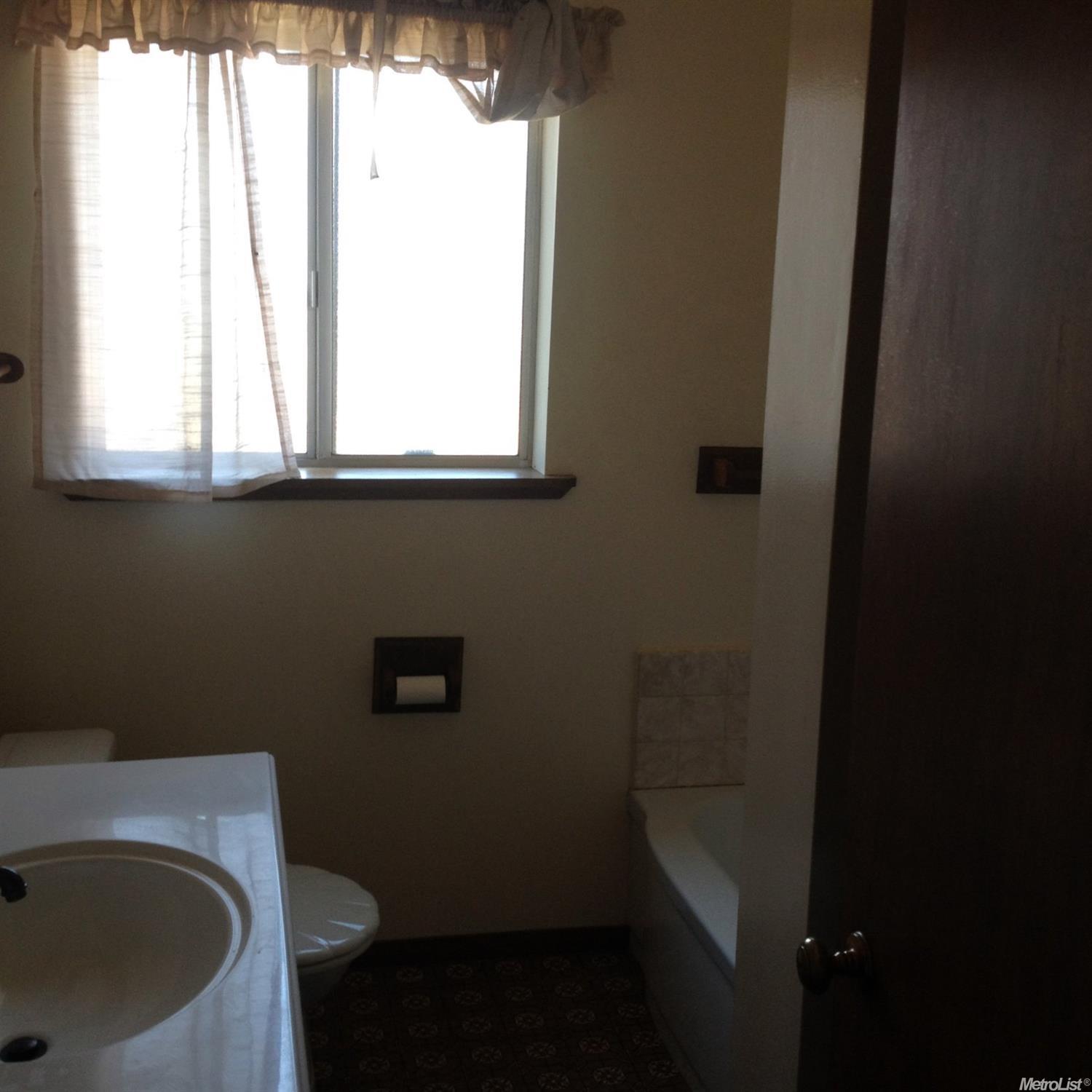 2941 Garfield Ave, Carmichael, CA 95608 photo 18