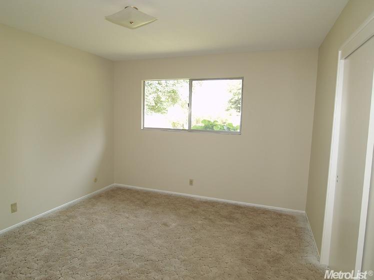 1900 Michel Ave, Modesto, CA 95358 photo 14