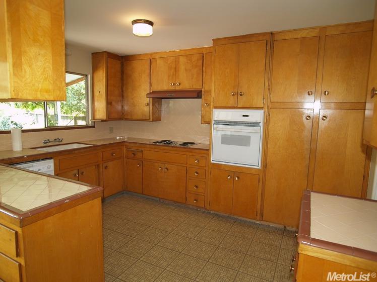 1900 Michel Ave, Modesto, CA 95358 photo 11