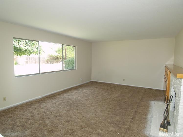 1900 Michel Ave, Modesto, CA 95358 photo 4